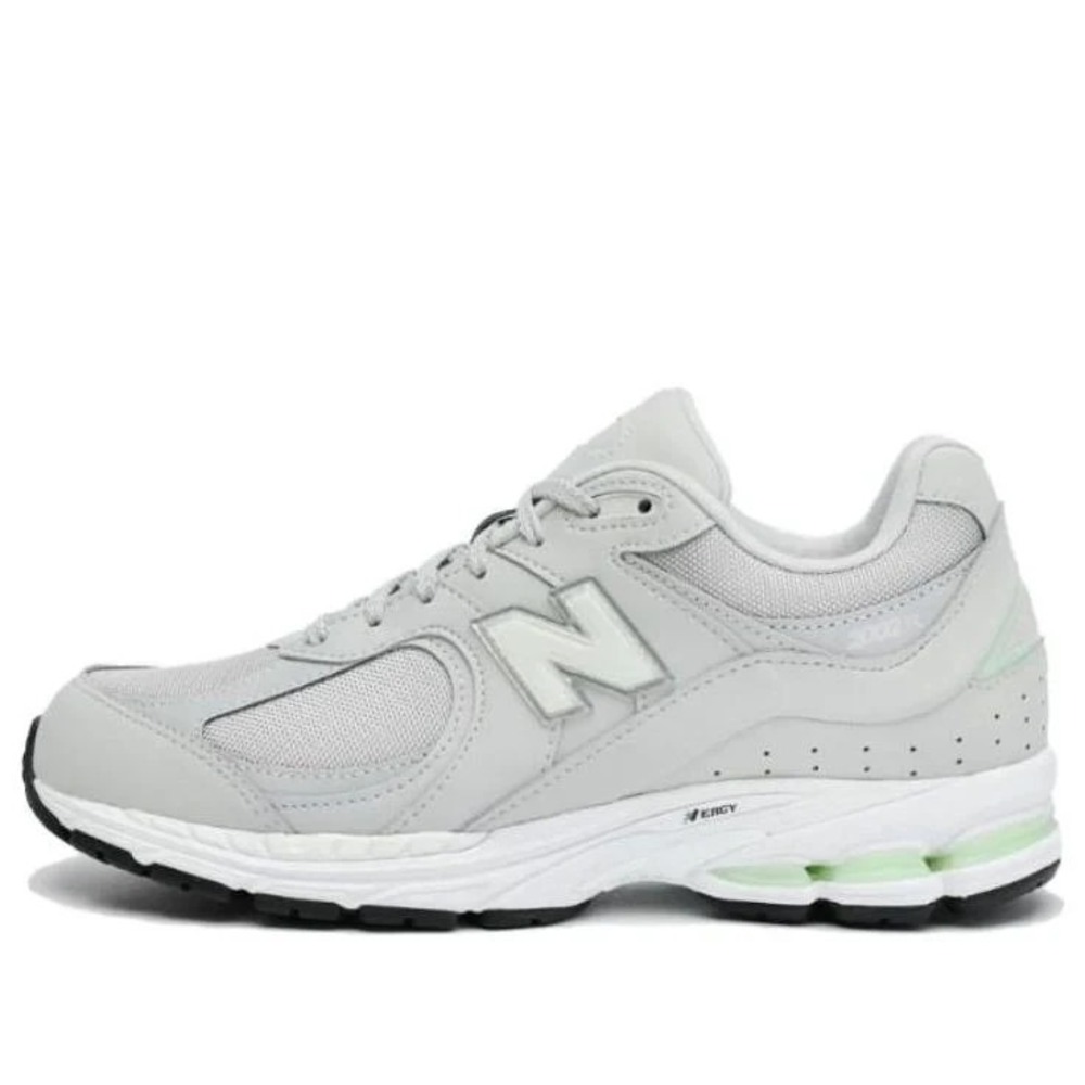 New Balance 2002R Mens Sz 5.5 Grey Shoes Low Top Lace-Up Sneakers M2002RCM NEW